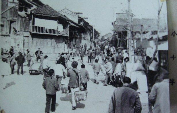 圖1：銅仁主城區(qū)舊景。銅仁日?qǐng)?bào)社資料圖片.jpg